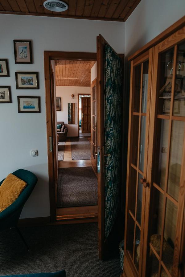 Hemina Vendeghaz Hotel Tata Bagian luar foto
